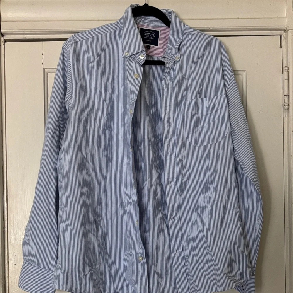 Charles Tyrwhitt Light Blue Pinstripe Shirt - Picture 2 of 2